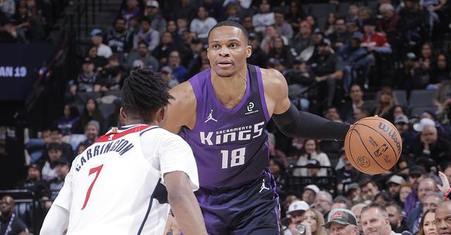 乐鱼vip-威少26+6小萨复出13+6+5 国王主场轻取奇才